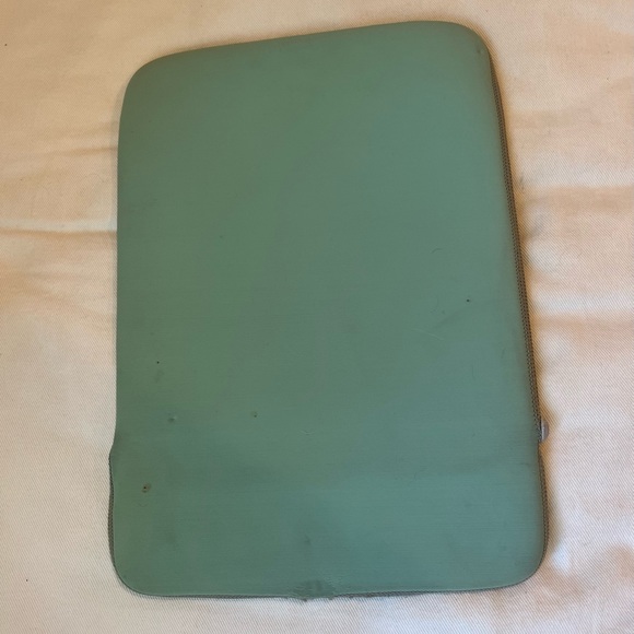 Baby blue laptop slip lightweight case - Picture 2 of 5